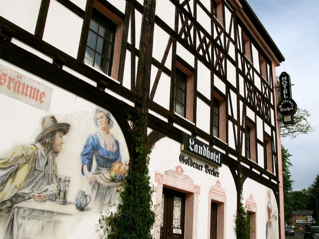 贝歇尔戈尔登兰德酒店 Limabach - Oberfrohna 外观 照片